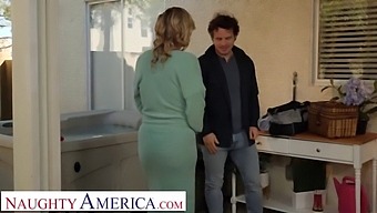 Lemonade Break Turns Into Steamy Encounter With Rachael Cavalli And Repairman