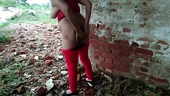 Babysitter Babe Gets Her Big Ass Pounded In Public