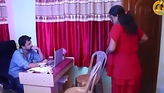 Desi Doctor'S Naughty Encounter In Clinic