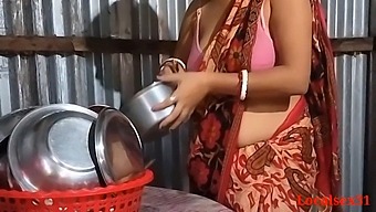 Indian Wife Has Sex In A Village Kitchen