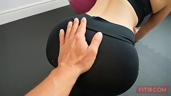 Saksikan Gadis Gym Panas Mendapatkan Pantatnya Yang Ketat Dientot Dan Diisi Sperma Dalam Hd