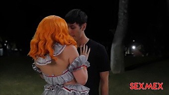 Emily Thorne In A Spooky Halloween Special