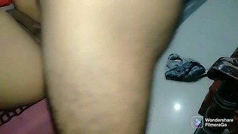Pizza Delivery Man Has Sex With An Indian Girl Who Was Alone