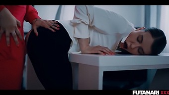 Beautiful Women With Large Penises In Authentic Futanari Scenes