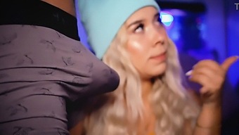 Loira Excitada Tenta E Excita Seu Amante.