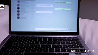 Amateur Dutch Woman Gives A Pov Blowjob And Handjob On A Business Trip