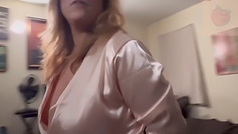 Daddy'S Girl Gets A Special Surprise Stepmom Video
